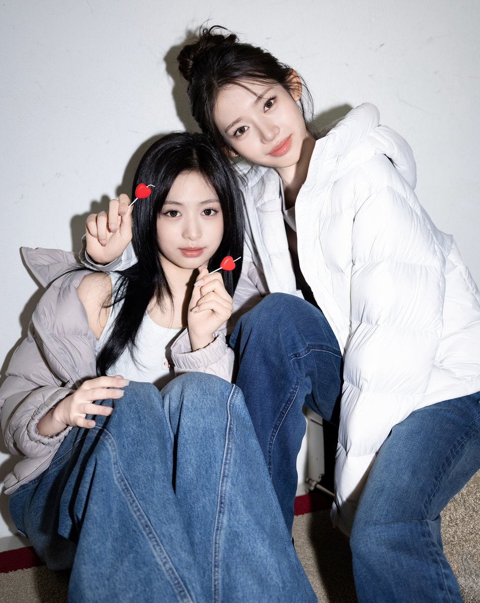 picbaemon's tweet photo. AHYEON &amp; RORA For Calvin Klein Warm-Holiday. https://t.co/gt6YkzCVNl
