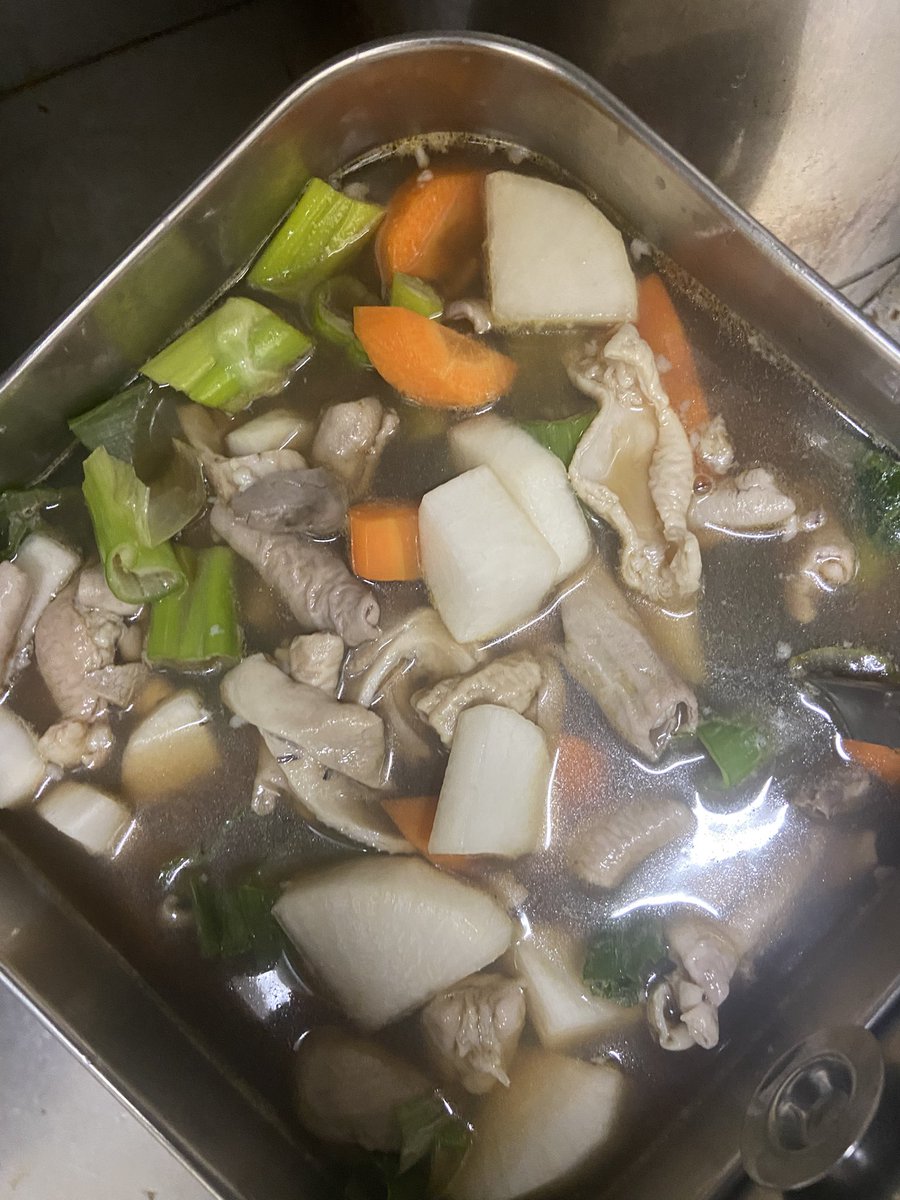 innamiyuji0501's tweet photo. モツ煮？ https://t.co/hx6XMTT44c