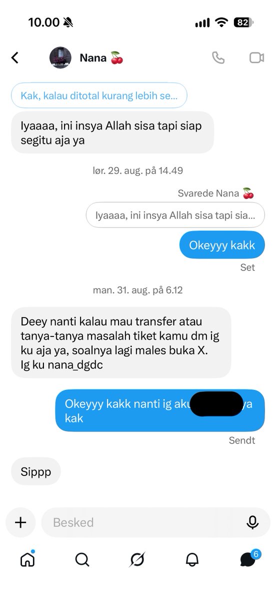 sundeeybean's tweet photo. Judulnya: Tuhan menyelamatkan aku dari scam Nana spring_cherry27 (menertawakan kebloonan diri sendiri)

Jadi awalnya aku ada rencana nonton Bigbang Jakarta karena tahun depan kepingin pulang lagi ke Indonesia. Karena aku inget dia ini duta menafkahi cowo kpopnya ya aku tanya jasa war yang trusted. Singkatnya dia kasihlah satu akun IG yang katanya temen dia udah lama dan sering bantuin war tiket konser.

Si Nana ini bilang fee jastipnya itu sekitar 3juta untuk tiket yang aku mau, dan kalau mau jastip di temennya ini harus bayar fee booking slotnya. Kalau ditotal dari fee sampai harga tiketnya bisa kurang lebih 13juta. Dan saat ini aku percaya aja karena emang ngga pernah ada pikiran macem-macem ke orang. Dan dari sini obrolan pindah ke IG.

Karena saat itu aku juga lagi mudik kedua kali tahun ini dan jalan-jalan sama para sepupuku jadi pengeluaran setiap hari itu lumayan gede. Terus pas aku mau transfer ada masalah dengan bank dimana wise aku ngga bisa transfer nominal besar, nominal kecil bisa (tenang ygy saldo atmku ril no fekfekkk 🤣). Akhirnya aku transfer dengan nominal kecil setiap harinya dari bank Denmark aku ke bank Indonesia aku.

Puncaknya kenapa aku bisa batalin jastip di Nana ini karena aku cerita ke suami kalau aku jastip tiket konser Bigbang di Jkt sama dia. Suamiku jawab kurang lebih “loh aku ada hadiah buat kamu sebelum proses xxxxxx”, lalu aku kasih tauin lah ke si Nana ini kalau ternyata suamiku sudah ada plan lain jadi aku mau batalin aja. Karena nggak enak, suamiku bilang untuk bayar fee booking slot aja. Yaudah aku bayar aja 1,5juta ke rekening yang si Nana share ke aku.

Sekarang pikiran negativenya, kalau si Nana nonton konser Bigbang Jakarta dengan harga termurah bisa jadi setengah harga tiketnya gw yang bayarin itu wkwkwkwkwkwkwkwkwkwkw
