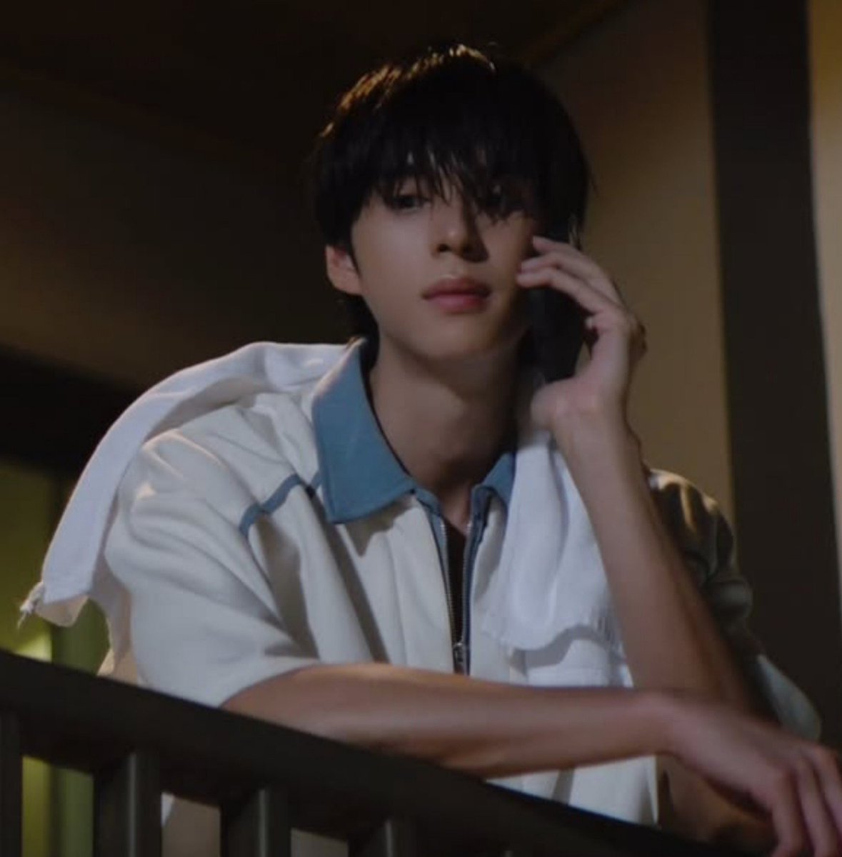 aaudinayu's tweet photo. Tiap lihat photo inituh duh yok ganteng bener dah abis mandi seger

Tapi tu poni ganggu banget dah

#copterbank
#FoolInLove https://t.co/yaT1QaZO6L