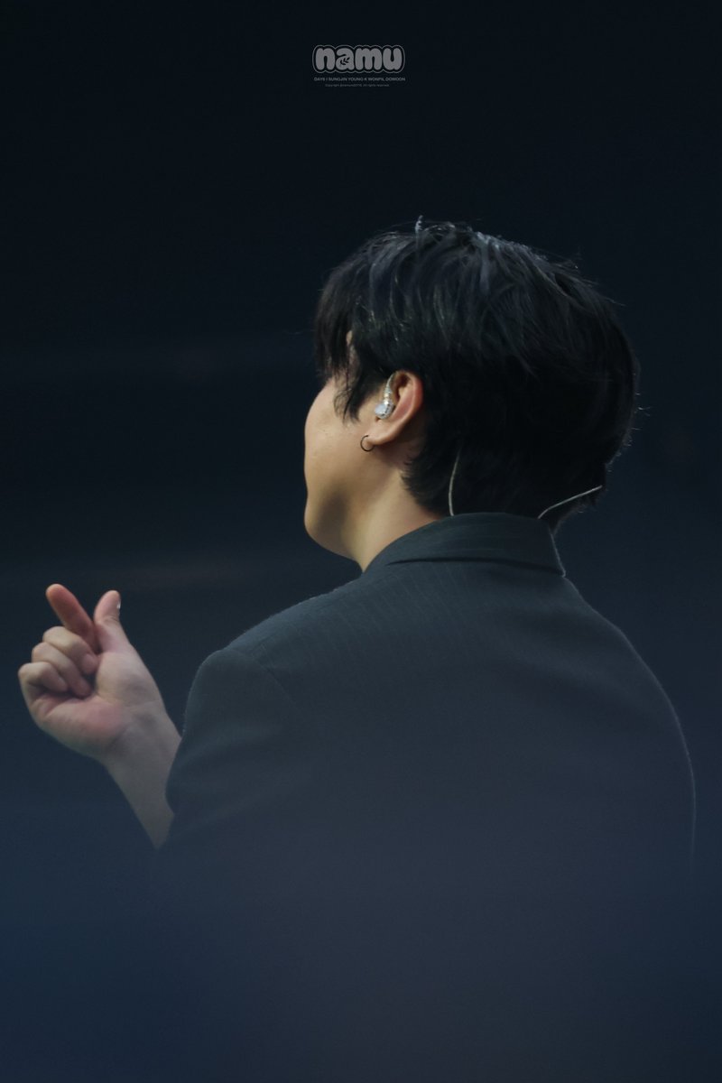 namumdO116's tweet photo. 261025 5th 팬미팅

곰도리 뒷모습🐻

#성진 #SUNGJIN #데이식스 #DAY6 https://t.co/Fw3gQECjx0