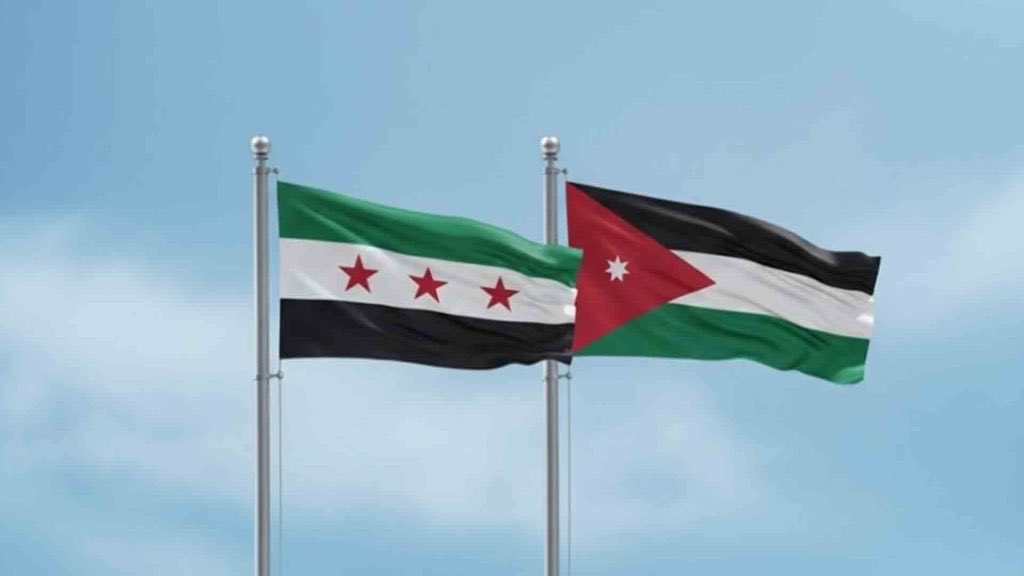 AlkhaldiSuhib's tweet photo. رسالة إلى الشعب السوري 

1. عظم الله أجركم، ويرحم ما فقدتوا ويصبركم
2. كأردنيين ما بنرضى بالمطلق استهداف المدنيين العزل وإحنا بانتظار التصريح الرسمي من قبل الطرفين بحيث يكون كل شيء واضح وما بنشمت باستهداف الأبرياء
3. اليوم كأردنيين رسالتنا واضحة كدولة محاربة الإرهاب مش قتل الأبرياء
4. أيام المخلوع الأردن فتحت إيدها لأخوانا في سوريا وعشنا معهم أحلى أيام درسوا واشتغلوا معنا وكانوا ونعم الضيف والجار وفرحنا الكم لما انخلع
5. اليوم في هجوم على الأردن بشكل كبير من خلال زرع الفتنة بين أبناء شعبه والآن يتم زرع الفتنة بينا وبينكم (لأنه بصب هذا بصالح الكيان)
6. منشوراتنا في محاربة الإرهاب كانت تخص منفذين عملية الكنيسة ومن خلفهم وليست الجمهورية العربية السورية وشعبها رجاء ما يتم خلط الأمور
7. وجعكم وجعنا مستحيل نفرح باستهداف العزل هذا مش من شيمنا وعوايدنا
بالختام الله يرحم ما فقدتوا وعزائنا الخالص لكم