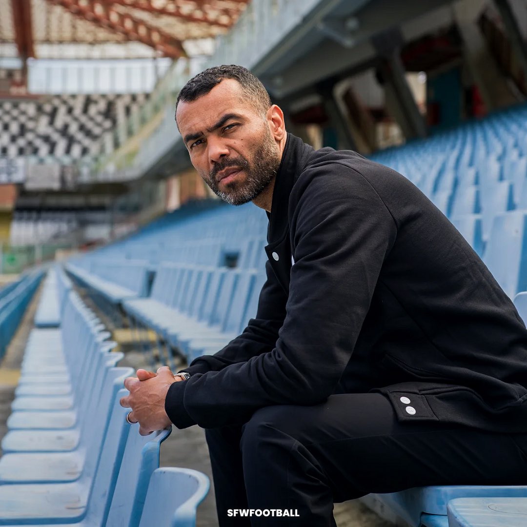 SFWFootball's tweet photo. Bromley have spoken to Ashley Cole about their managerial vacancy. [@SportsPeteO] https://t.co/brm6r4CqgY