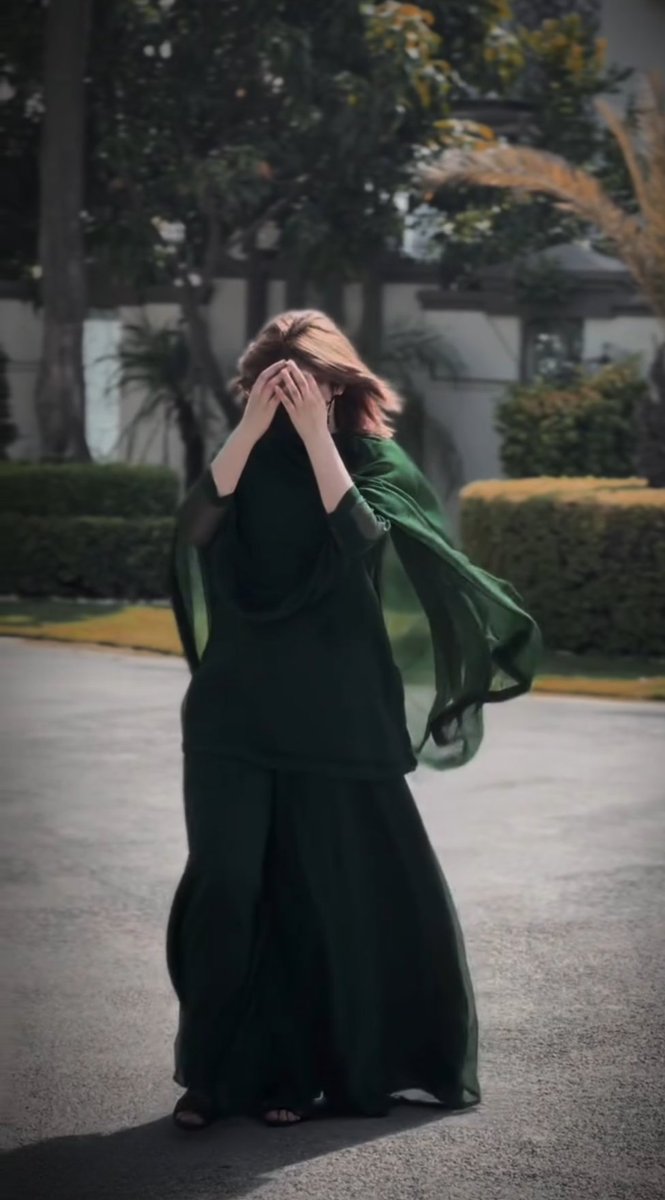 naughty_fariha's tweet photo. I am so in love with myself ♥️🥰

Alhamdulillah♥️ https://t.co/L2iEdasABq