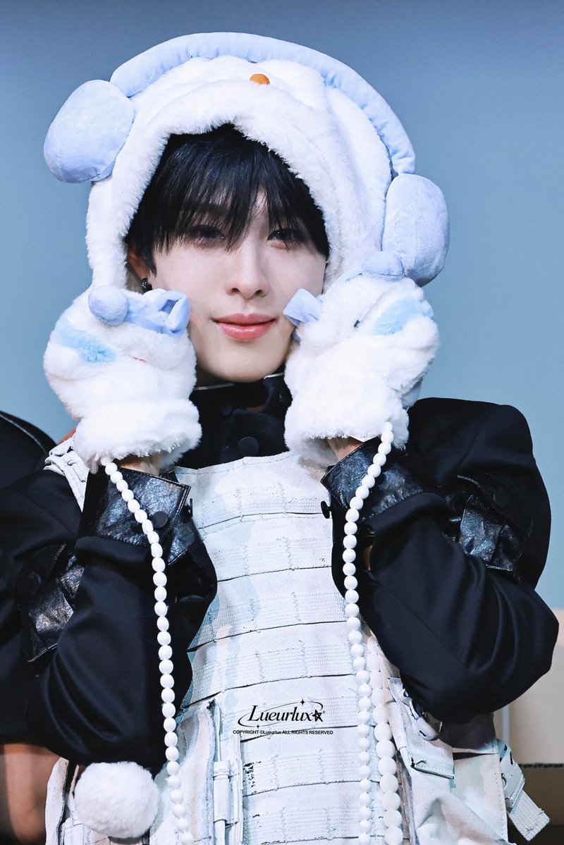Lueurlux's tweet photo. 260920
⛄️

#NEXZ #HYUI #휴이 #ヒュイ https://t.co/RUEeDcIhDq