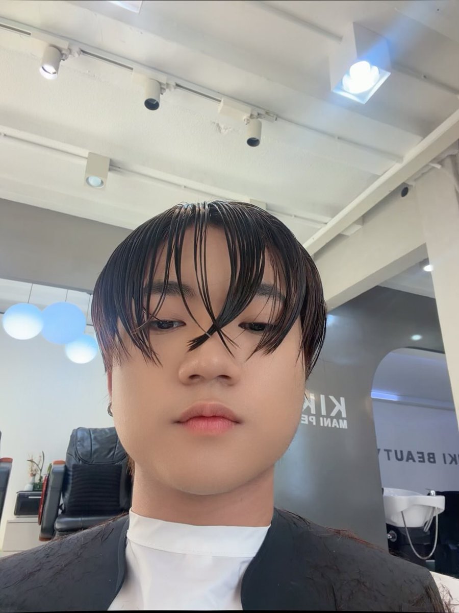 Bug_compass's tweet photo. ในไอจีพี่ลงอย่างซิ่ง งั้นพี่ขอมาลงกลิ้งๆในนี้ https://t.co/fVngNSQmCs