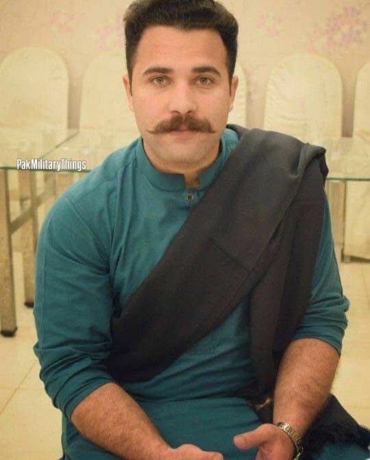PakMilitary132's tweet photo. Today is Birthday of Lt Zargham Bin Kamran Shaheed 

Born on 27 Oct1994
DOS: (08May18)

Happiest Birthday Zargham!!
Happy Birthday 9th in Heavens!!🕊️

Pride of Nation 🇵🇰
Pride of 133L/C ex 79Ord

#Lahuukiroshni #pmt #pakarmy #ispr https://t.co/ynxNTjAHSl