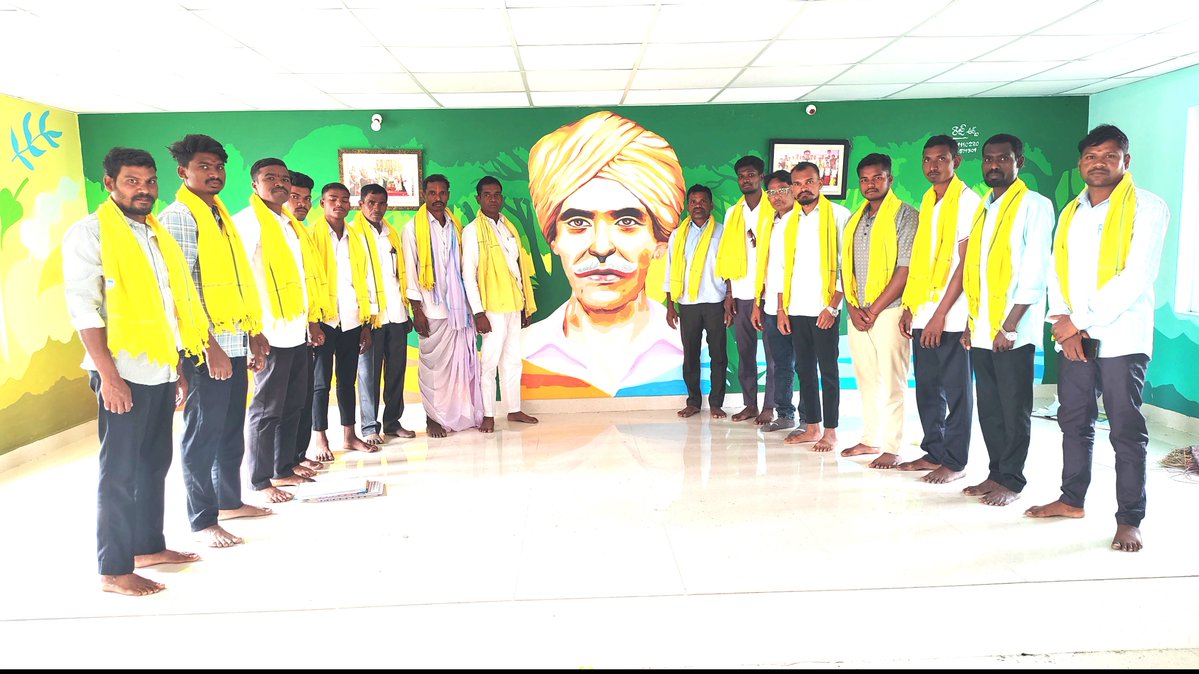 RaoVisam's tweet photo. రాజ్ గోండు సేవ సమితి ఇంద్రవెల్లి మండల కమిటీ, విద్యార్థి సంఘం మండల కమిటీ ఏర్పాటు చేయడం జరిగింది https://t.co/i9EtfWsSrg