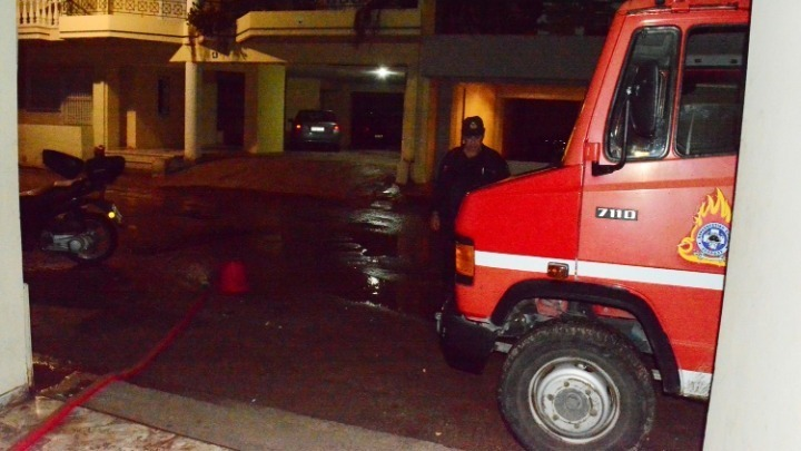 amna_newseng's tweet photo. Fire Service receives 50 calls in Attica amid heavy rainfall and thunderstorms
#Attica #Greece #HeavyRainfall #Thunderstorms #FireService
https://t.co/703LQorUOi https://t.co/NPqDjxkiLE