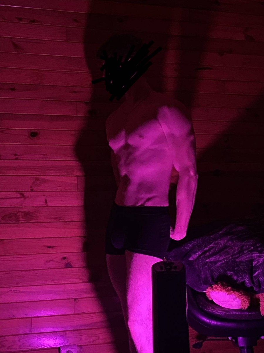 SkyLark372's tweet photo. Dms open for anyone 19 straight / 20.5cm #dickrate #nsfw #nsfwtwt #bwc #BWC #bigdick #bigcock #NNN https://t.co/zQveyvM40N