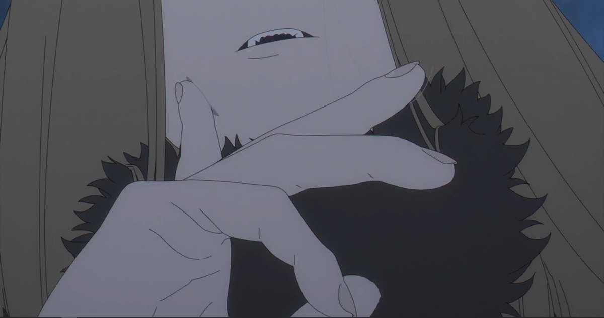 1stClassControl's tweet photo. // I love what the focus on what methode does with her hands sm https://t.co/BjuUvTbrWk