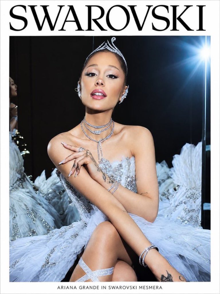 HitsAndCharts's tweet photo. Ariana Grande for Swarovski. https://t.co/ky2QjlBLod
