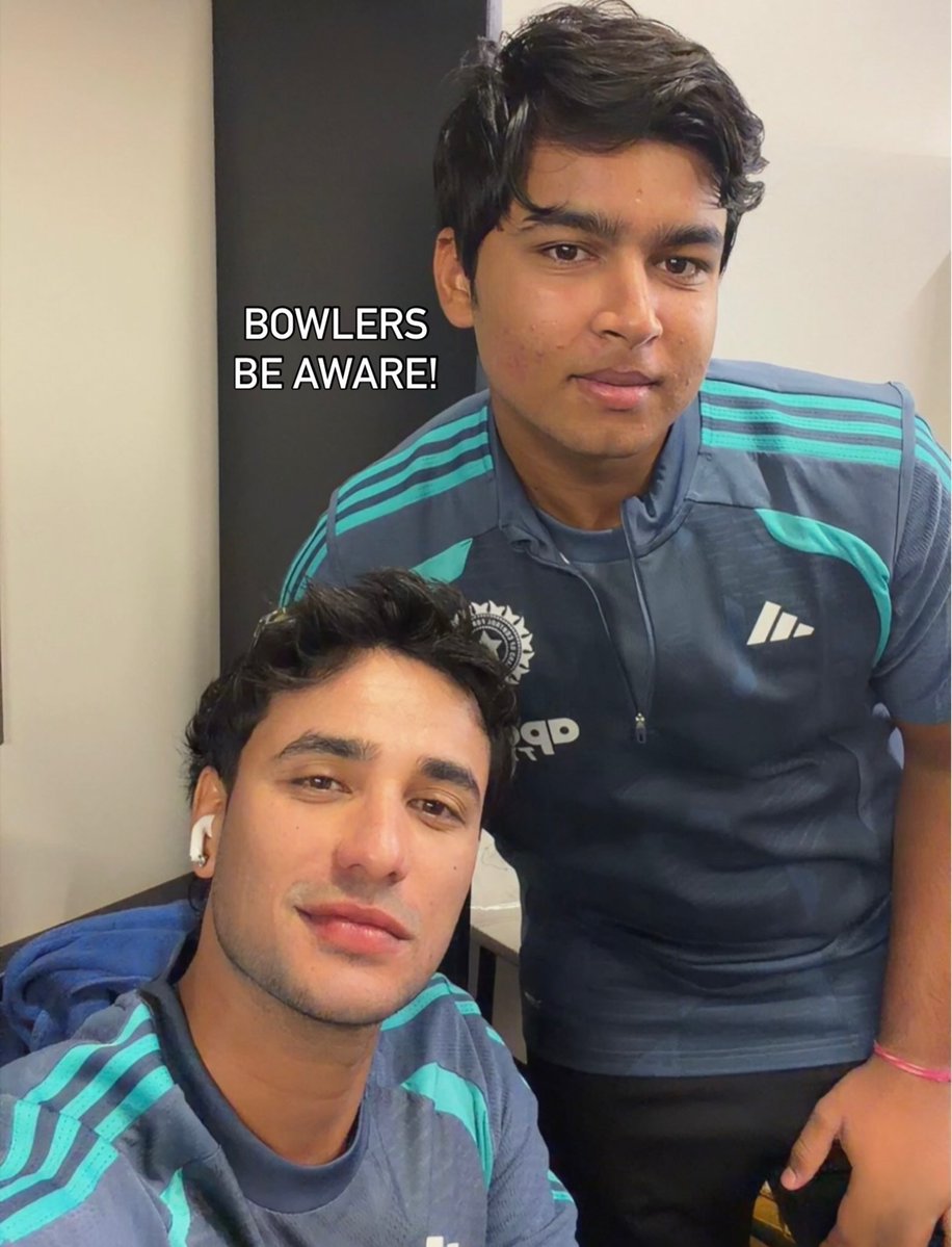 thebharatarmy's tweet photo. 60 run partnership comes up between Vaibhav Sooryavanshi and Abhishek Sharma in 2.5 overs 🇮🇳 https://t.co/EKlREFX2yz