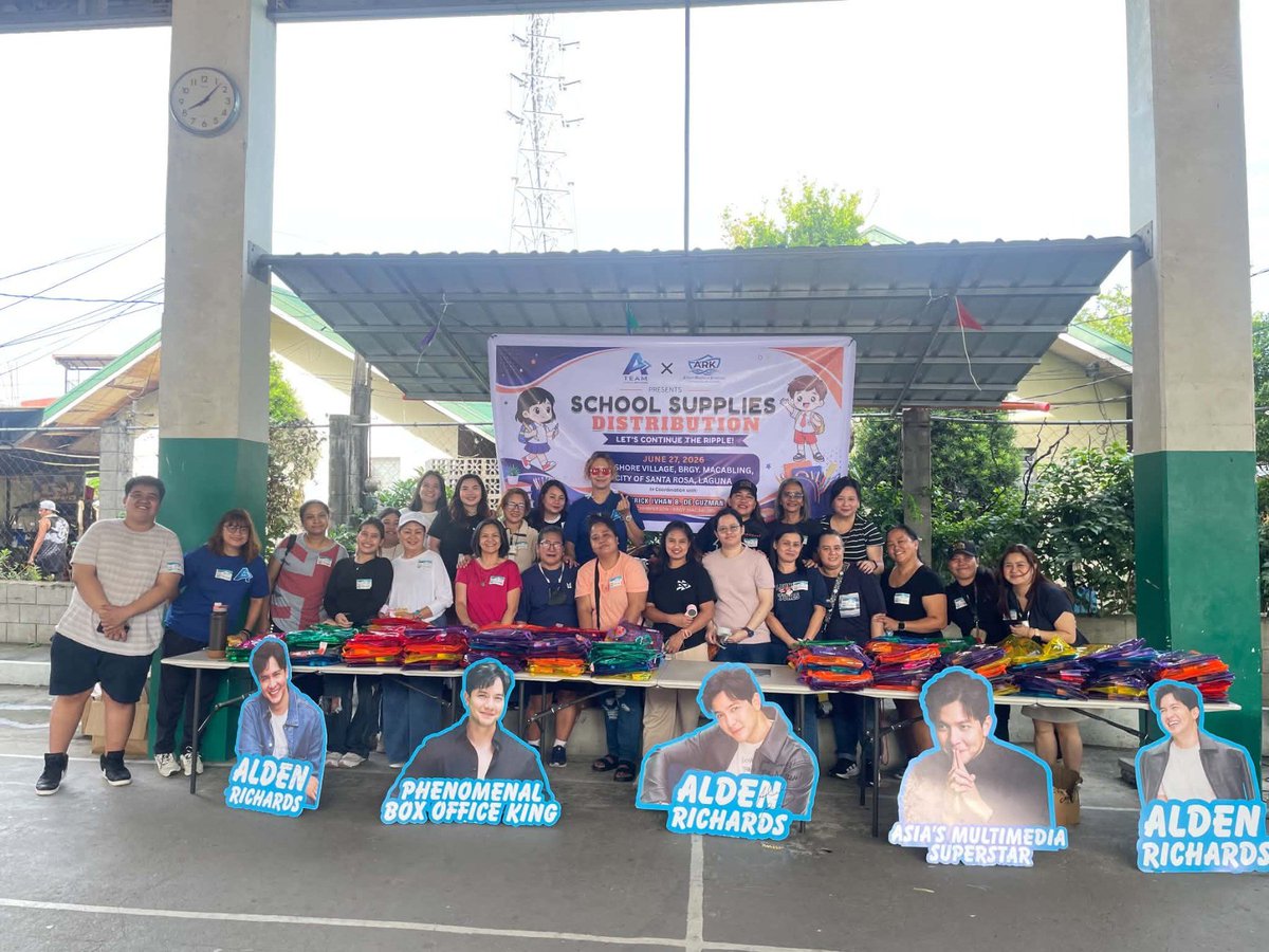 luthien1377's tweet photo. Isa pa sa ipapasalamat ko.  Lalo ngayon, yung nagkaron rin ako ng pagkakataon na makatulong sa iba thru the ATEAM Community na nabuo rin dahil sa mabuting ehemplo ni Alden. 💙

@aldenrichards02 
#TheALDENEffect 
#ALDENRichards 
ALDENxLegacy OfGoodness https://t.co/cU5xYvAt7b