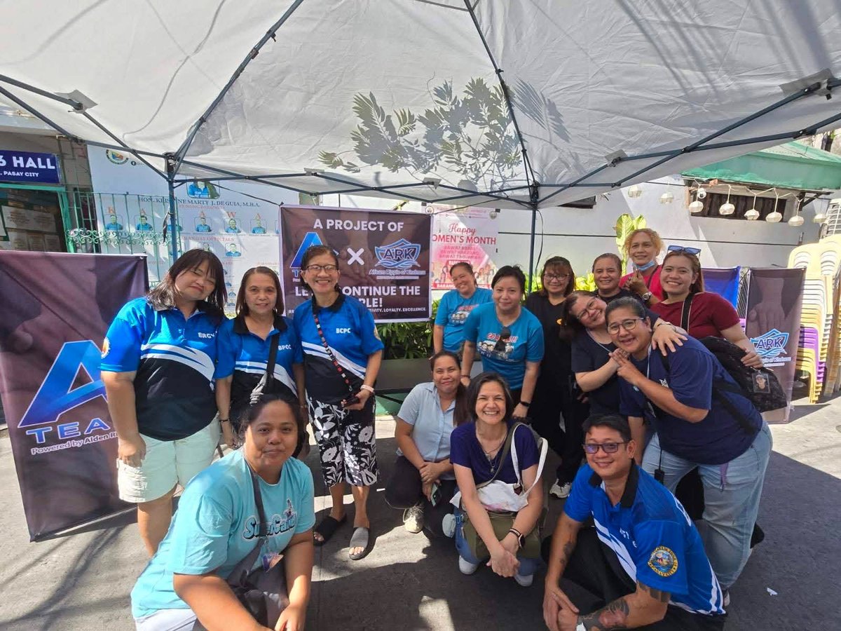luthien1377's tweet photo. Isa pa sa ipapasalamat ko.  Lalo ngayon, yung nagkaron rin ako ng pagkakataon na makatulong sa iba thru the ATEAM Community na nabuo rin dahil sa mabuting ehemplo ni Alden. 💙

@aldenrichards02 
#TheALDENEffect 
#ALDENRichards 
ALDENxLegacy OfGoodness https://t.co/cU5xYvAt7b