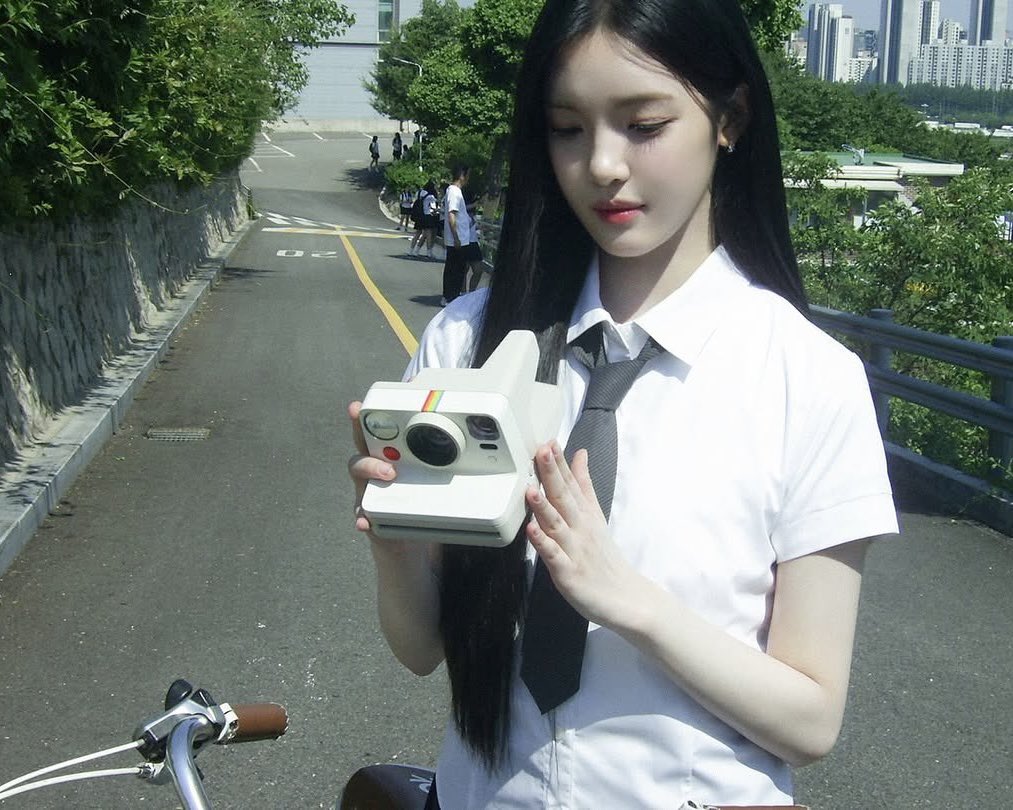xuoruz's tweet photo. 하복 입은 하람이 너무 청춘이야 https://t.co/NkBBWeHPN1