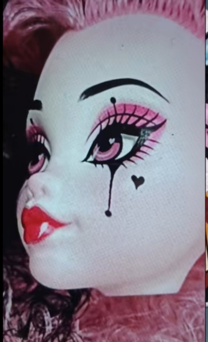 Ghostlygossipz's tweet photo. Potential carnival frights head sample leaks? 
#monsterhigh #dolltwt https://t.co/hls7Kr3XoG