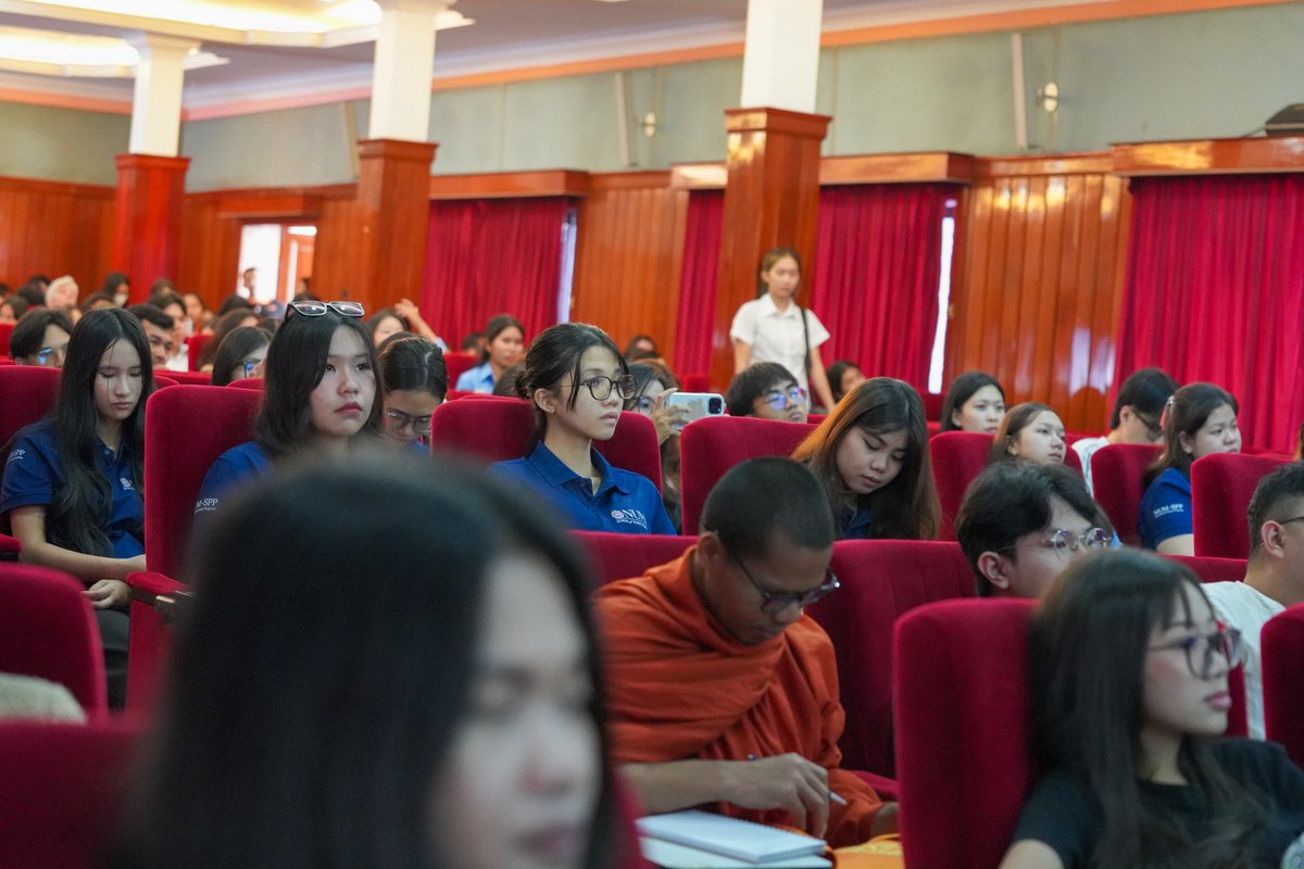 UNCambodia's tweet photo. 🇺🇳 Last Friday afternoon, the United Nations in Cambodia celebrated #UNDay together with the @NUMofficialpage 🇰🇭
Thank you to everyone who joined us! Tgt, let’s invest in the next generation of leaders and build a more inclusive future for all. 💙
#UN81 #UNinCambodia #Youth https://t.co/8UMfpTIV0Y