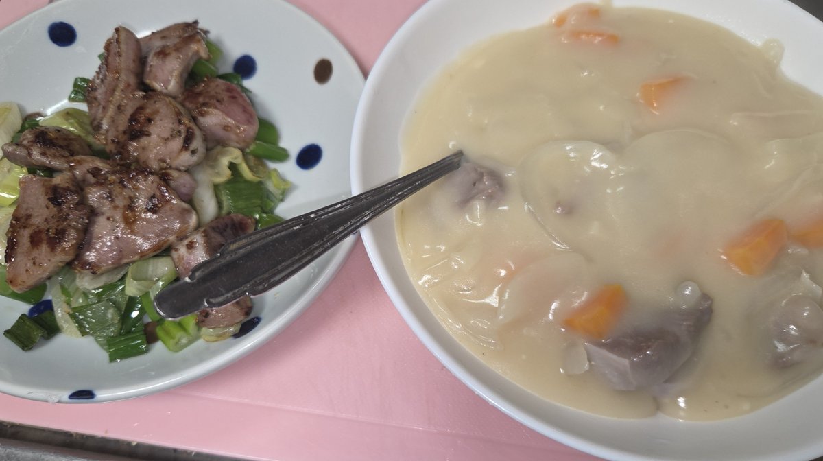 dmpm_monburan's tweet photo. 豚タン焼きと豚タンシチュー https://t.co/qYwcHMnq4a