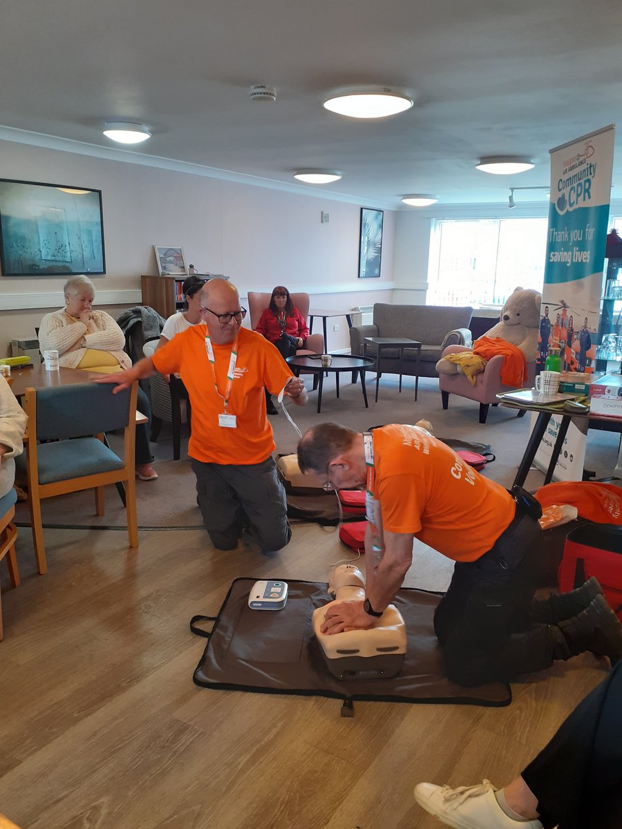 bedsrcc's tweet photo. At the Biggleswade Wellbeing Hub, we recently had a talk from the local Police Community Support Officer, first aid training and Public Health came to educate people about weight management and how to stop smoking. Contact Deb Taylor at deborah.taylor@bedsrcc.org.uk for more info https://t.co/gGIRS6qdPX