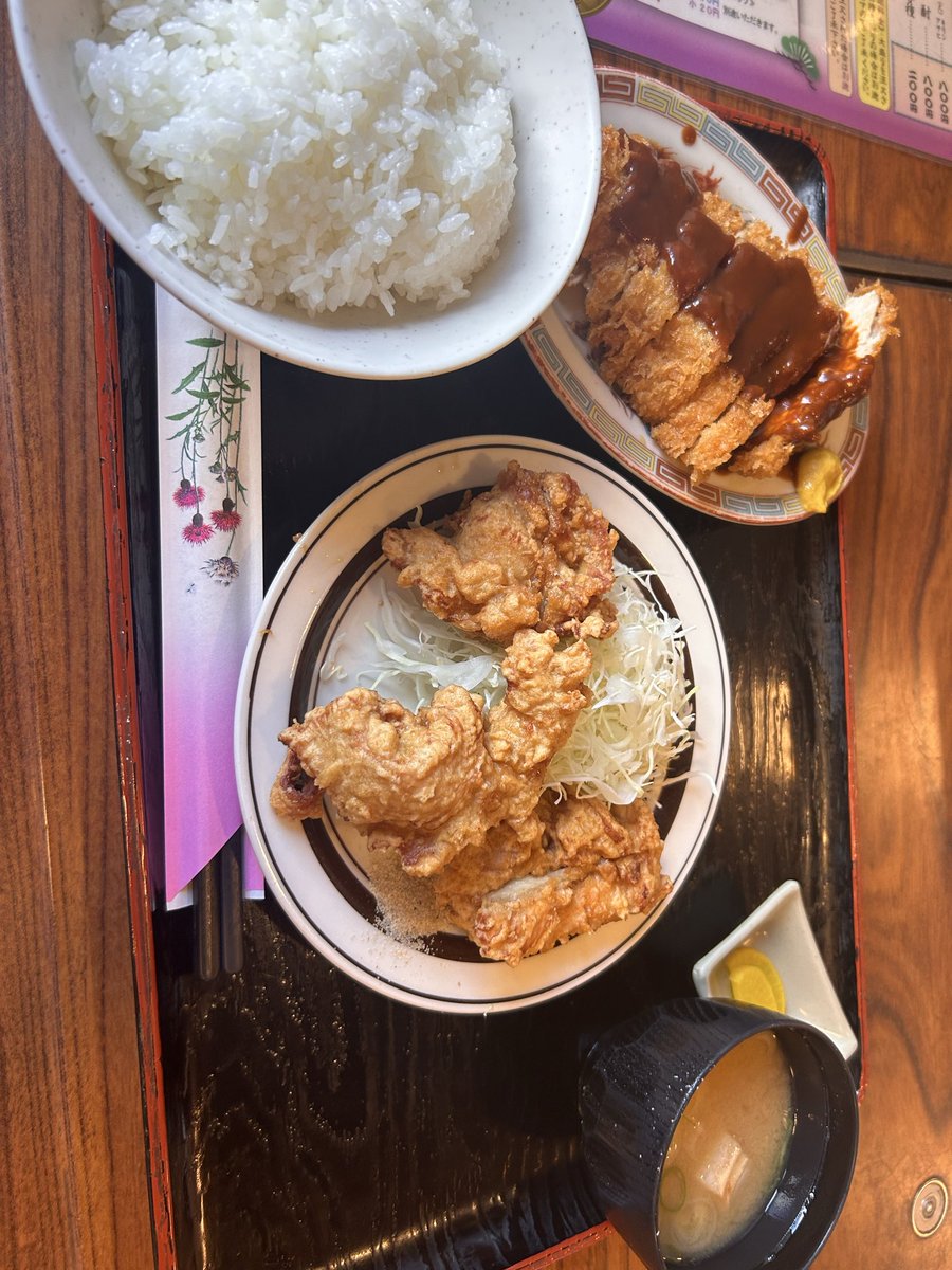 yutopia000111's tweet photo. 昼からこの量食っても腹7分目
おれはまだまだいけそう(？) https://t.co/vofCq0wfJt