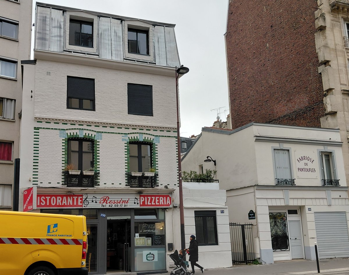 lou201306's tweet photo. Une balabe à Paris #paris https://t.co/cyY3Fi6KRS