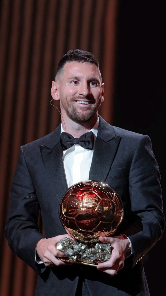 _Successful7's tweet photo. Messi at 36                                               Chibuzor at 36 https://t.co/4U6nzLmcXa