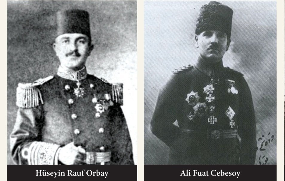 didemyvzylmz's tweet photo. 3️⃣ Yıl 1922 ve henüz Cumhuriyet ilan edilmemişti. Mustafa Kemal ve dört arkadaşı Kazım Karabekir, Ali Fuat Cebesoy, Refet Bele ve Rauf Orbay hep beraber Refet Bele'nin bağ evinde toplanmışlardı. Daha yemeğe başlamadan Rauf Orbay doğrudan söze girdi:

– "Kemal, bu yemeği biz veriyor gibi görünmesine rağmen aslında yemeği vermemizi bizden isteyen Meclistir; kardeşim, Meclis senden korkuyor."

– "Nasıl yani? Meclis benden neden korkuyor?"

– "Meclis, saltanat makamının belki de hilafetin ortadan kaldırılması görüşünün benimsenmiş olduğu endişesiyle üzgündür. Senin Cumhuriyeti kurmak istemenden korkuyor."

– "Ne demek o? Bu korku nereden geliyor?"

– "Orasını bilmem ama evlerde toplantı yapıyorlar. Bu toplantılarda ne kararlar alıyorlarsa ertesi gün mecliste gelip bunları konuşuyorlar. Sen sinirlisin diye sana hiç gelmiyorlar, ben Başbakan'ım diye gelip bana söylüyorlar. O yüzden benden seni yemeğe çağırmamı ve sana durumu anlatmamı istediler. Senden ve senin ileride benimseyeceğin tutumdan şüphe etmektedirler. Bu bakımdan Meclis'e ve dolayısıyla millet ve kamuoyuna güven vermen gerektiğine inanıyorum. Yarın senin Mecliste kürsüye çıkıp milletin huzurunda Cumhuriyeti kurmayacağına, Padişah'a dokunmayacağına dair söz vermeni istiyorlar. Bu sözleri vermezsen seni Başkomutan seçmeyecekler."