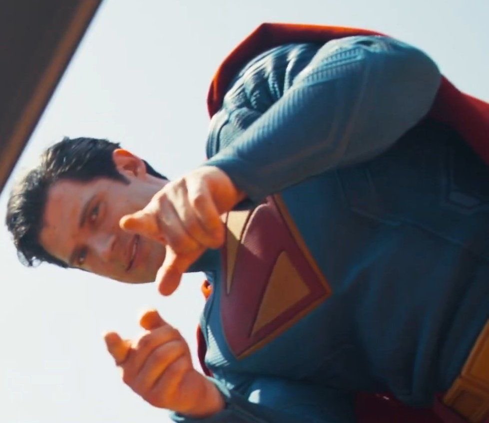 DCUCrave's tweet photo. An interview planned between Daily Planet journalist Lois Lane and Superman has reportedly been scrapped. https://t.co/dsSairN1aq