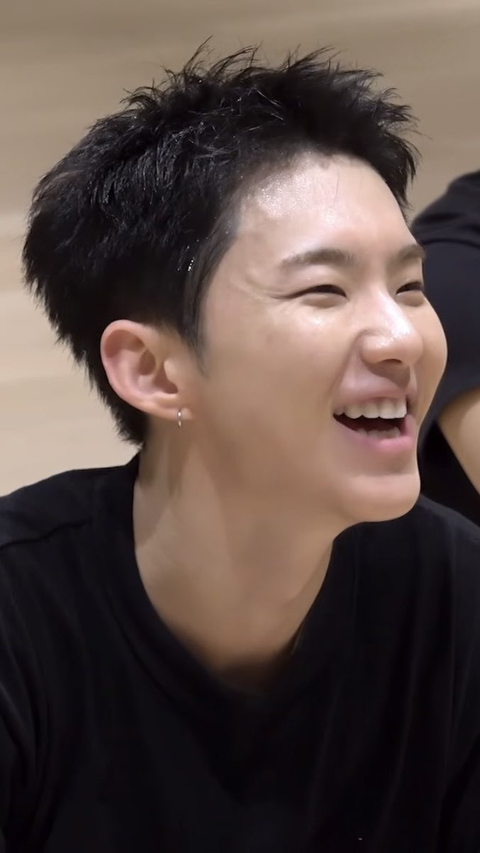 wonubliss's tweet photo. hochi 🥹🖤 https://t.co/VJ0PJmpvwR