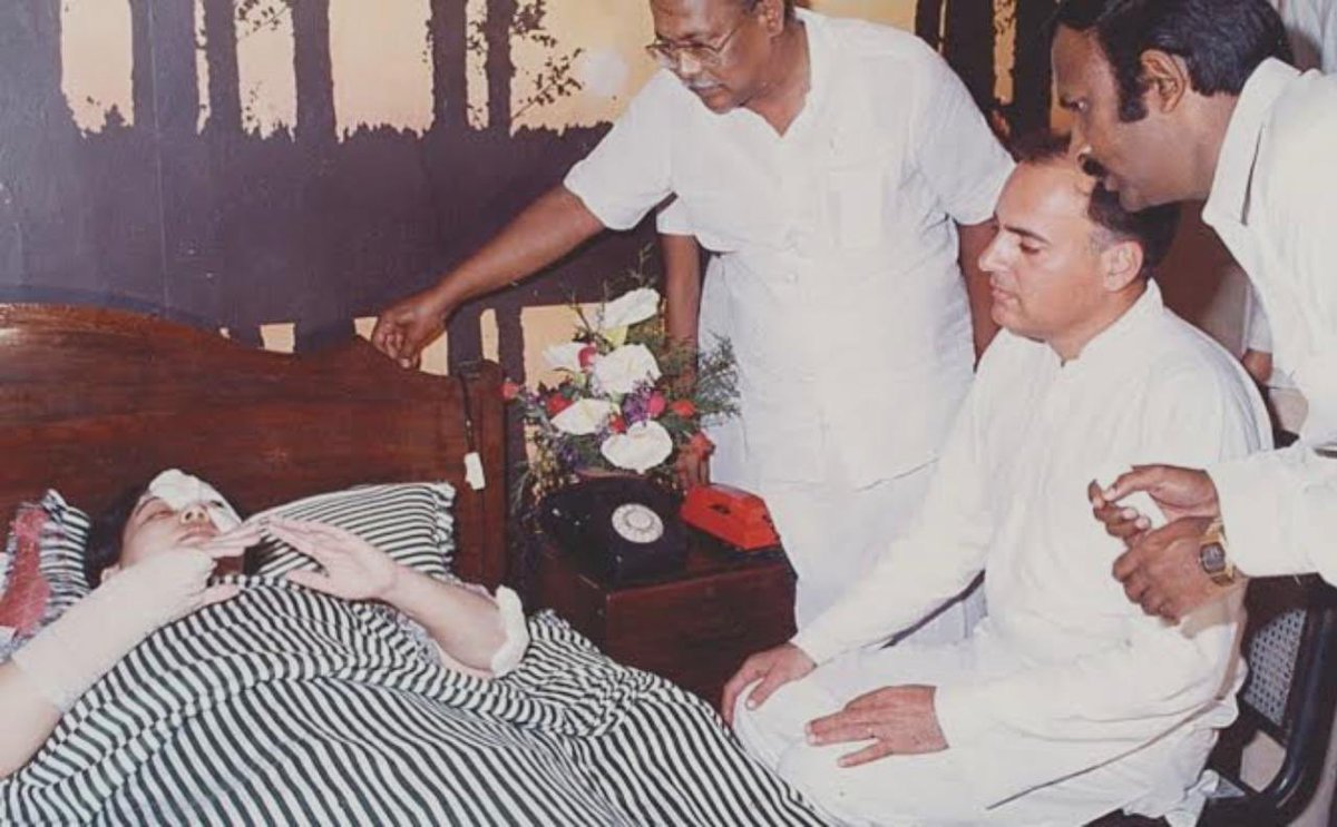 sansbarrier's tweet photo. February 23 , 1990 the then general secretary of AIADMK and leader of opposition J Jayalalithaa was returning from a tour via Pondicherry  when a lorry rammed into her car injuring her badly. The lorry mysteriously vanished.  The hands of dmk were clearly on the attempt on her life.