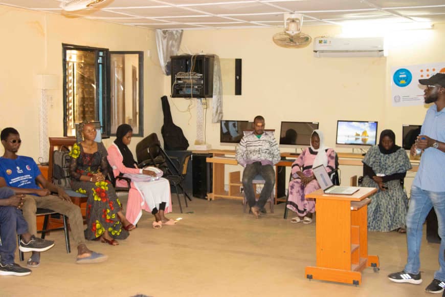 isocml's tweet photo. #JournéesDeLInternet
Ce 26/10/26, 1er journée de notre formation en informatique destinée aux personnes malvoyantes à l’IJA (#UMAV), dans le cadre des Journées de l’#Internet au Mali.
L'équipe d'@isocml a réuni une quarantaine de participants répartis en deux cohortes.
#Inclusion https://t.co/UMXxJrWi0A