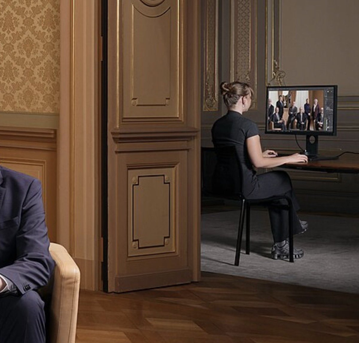 pacific_zephyr's tweet photo. can someone explain to me why this is the official photo of the Swiss Federal Council https://t.co/XnV0vusdof