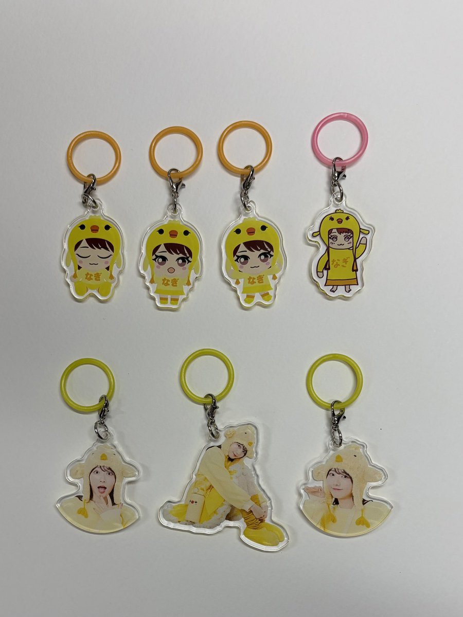 AoyamaNagisa's tweet photo. なぎぴよチャームかわいくないですか？🐥⸒⸒
私の手書きデザインもあるよ〜🐣
#NagiSalon https://t.co/9ZBWLwZ9TW