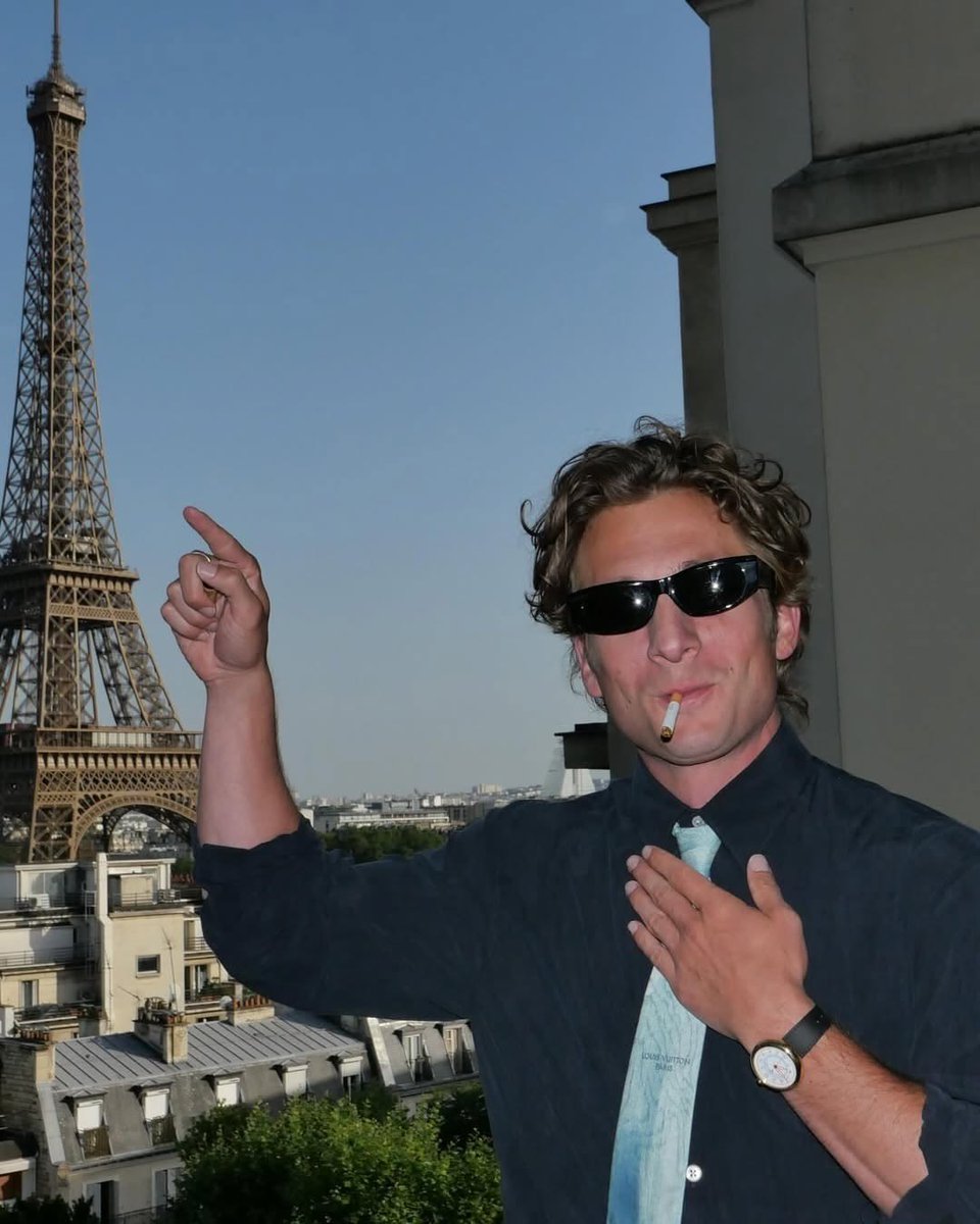 butchcarmy's tweet photo. Jeremy Allen White is PEOPLE’s Sexiest Man Alive 2026, @PageSix reports. https://t.co/55r4KdikoX