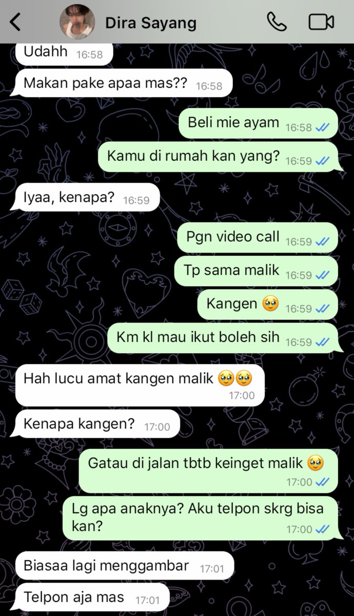 ilujionss's tweet photo. Realisasi surya bahwa beliau udah jatuh cinta sama rakyat kecil 🥹 (kejadiannya sebelum menikah) https://t.co/jS1fyl60qd