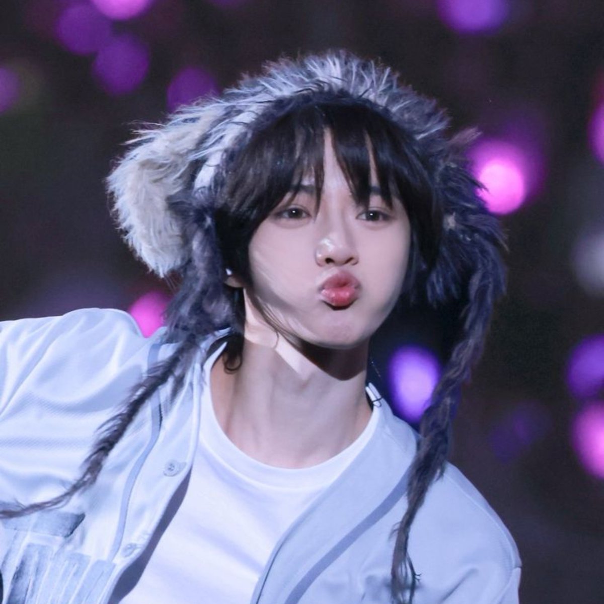 ghostingsoobin's tweet photo. definition of 😙😙😙😙 https://t.co/AvvijtEw2J