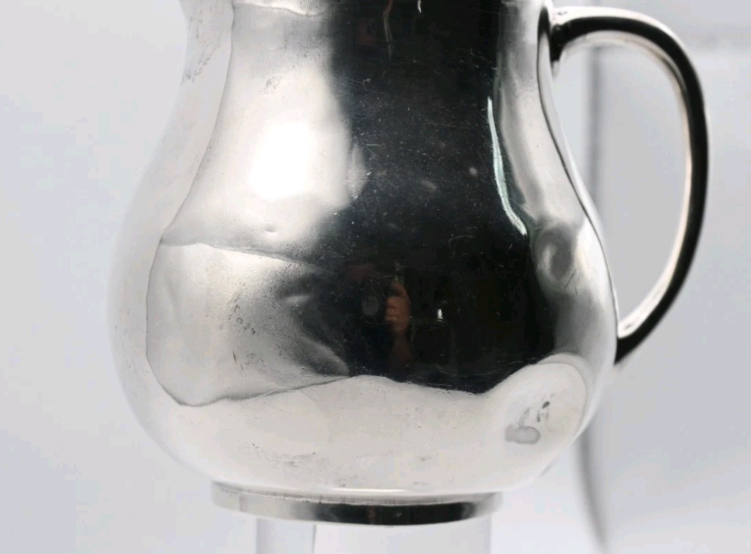 Berth_Antiques's tweet photo. Sale on now! Rare Duchess of Sutherland Cripples Guild silver jug, DSCG, Arts &amp; Crafts, £2,589.99. Extra 5% off with code BERTHHALLOW26 until 14 Nov. Want help valuing your item? Message me. https://t.co/kBP8CNYDSV #ArtsAndCrafts #AntiqueSilver https://t.co/Q8tGqFmPaL