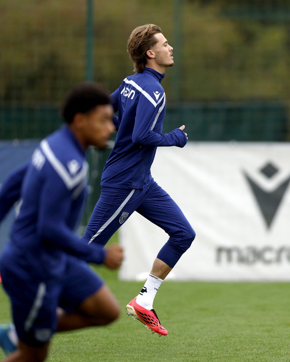 WBA's tweet photo. Our @NorthernIreland man. ✨ https://t.co/KFHIVKU97C