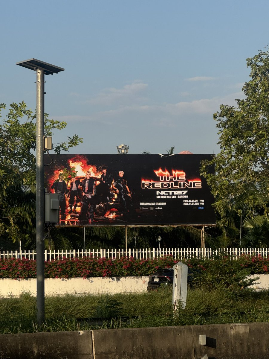 gingerfatcat404's tweet photo. ⭐️อัปเดต 27/10
ยิ่งใหญ่มากคุณน้าเลข แล้วรูปใหญ่โคตรดี

#NCT127_5TH_NEOCITY_BANGKOK_THE_REDLINE #THE_REDLINE_BANGKOK https://t.co/pyEAADLKaP