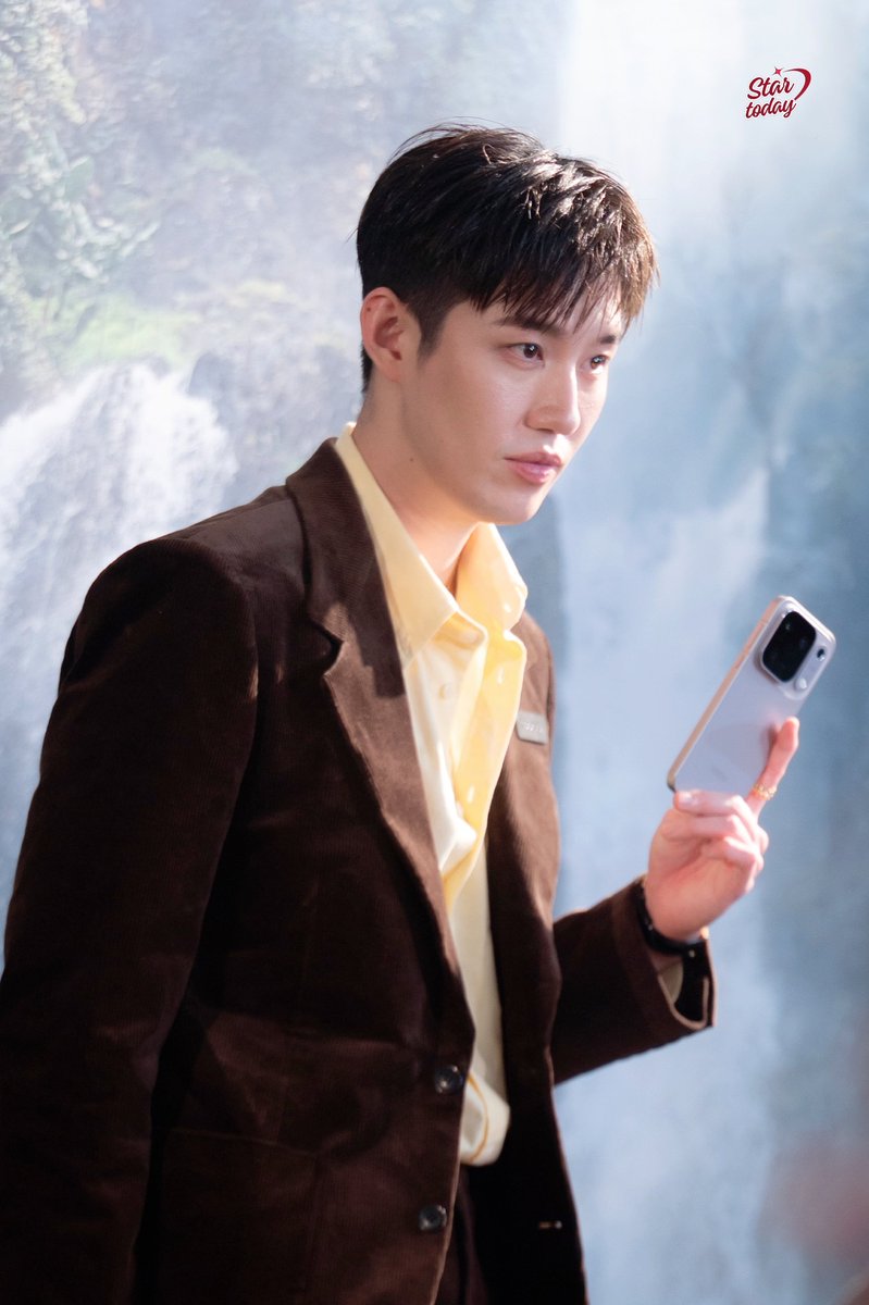 StarTodayEnt's tweet photo. “ต่อ ธนภพ” ในงาน OPPO Find X10 Series Launch Event

#OPPOFindX10SeriesTHxTor
#OPPOFindX10SeriesTH
#Thanapob_lee #Tnpleeconnect https://t.co/Oo3ymHCBCQ