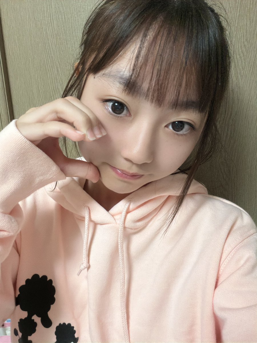 DP_NANAYUA's tweet photo. おつゆあぴ🩷

配信ありがとうございましたー！
ギフトとコメントもありがとうございます！💬

このままだと私のファンマークが🥚になりそうな予感､､､🫢

次の配信は【木曜日の18時〜】だよー！📱
次回の配信は何しよう､､､🤔
何して欲しいか教えてー！

#DIANNAプロジェクト
#MyRabbit https://t.co/s0iNaGHhTc