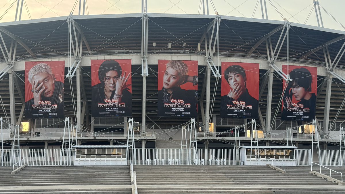 nxmsxm_thyp's tweet photo. น้าเลขเหยียบแผ่นดินประเทศมธครบแล้ว คือยิ่งใหญ่มากโคสเริ่ดดอะ

#THE_REDLINE_BANGKOK #NCT127_5TH_NEOCITY_THE_REDLINE #NCT127_5TH_NEOCITY_BANGKOK_THE_REDLINE https://t.co/3G0y6S4pYW