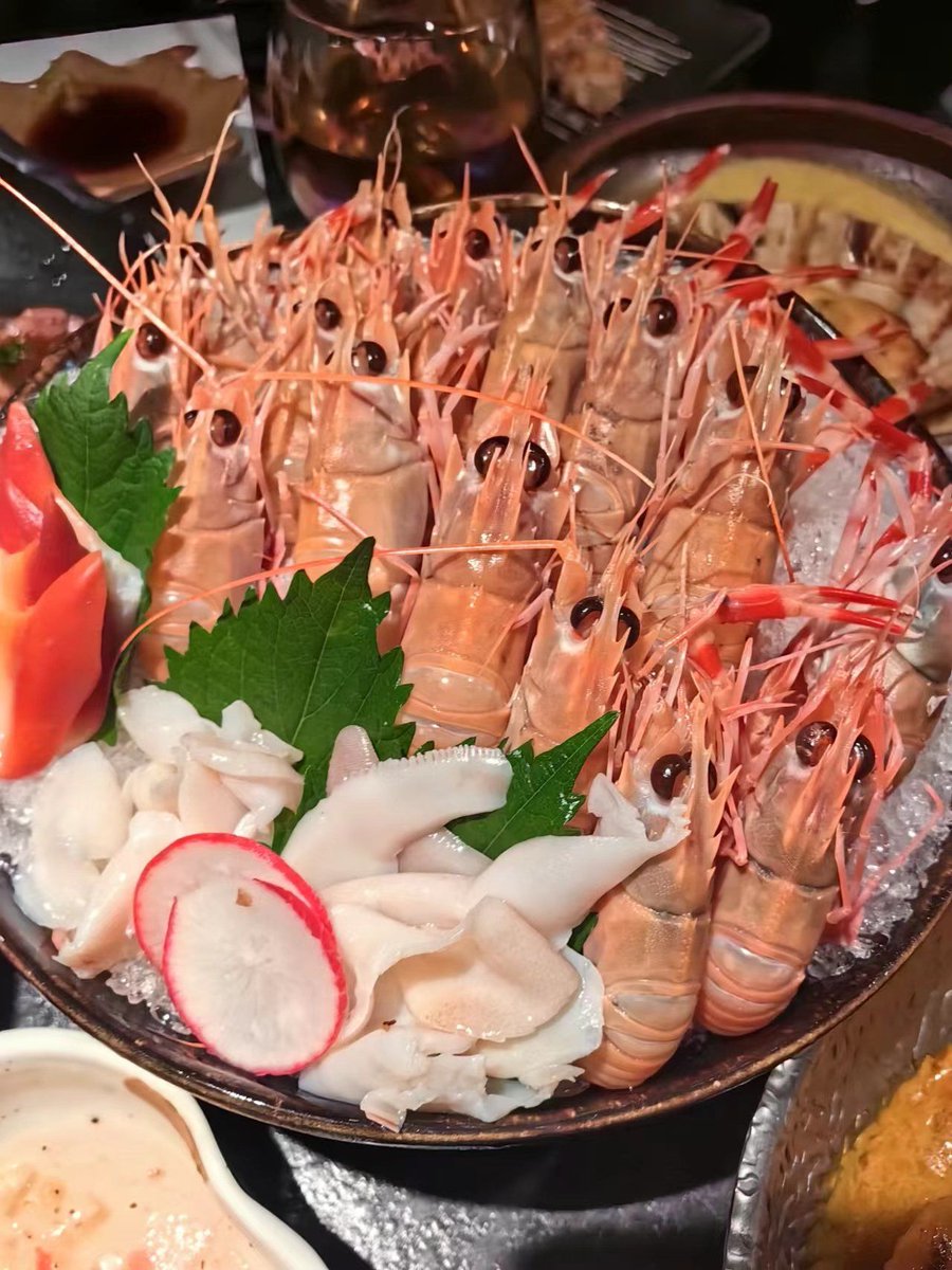 raiapyz's tweet photo. 海鮮祭で新発売のエビのチリソースが超うまい！甲殻の香りがたまらない， https://t.co/aGyB8cdiXc