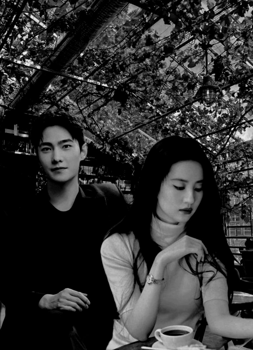 IshtarDivandra's tweet photo. ᅠ
ᅠ
ᅠ
📍𝐋𝐈𝐌𝐈𝐍𝐀𝐋 𝙱𝙾𝙾𝙺 𝙲𝙰𝙵𝙴́  &amp; 𝙻𝙸𝙱𝚁𝙰𝚁𝚈
      Selasa, 27 Oktober 2026, Kota Tua

Tiba-tiba saja dia muncul di permukaan setelah lama memilih bermain di balik layar. 
ᅠ
ᅠ https://t.co/3hYxCSRdrk