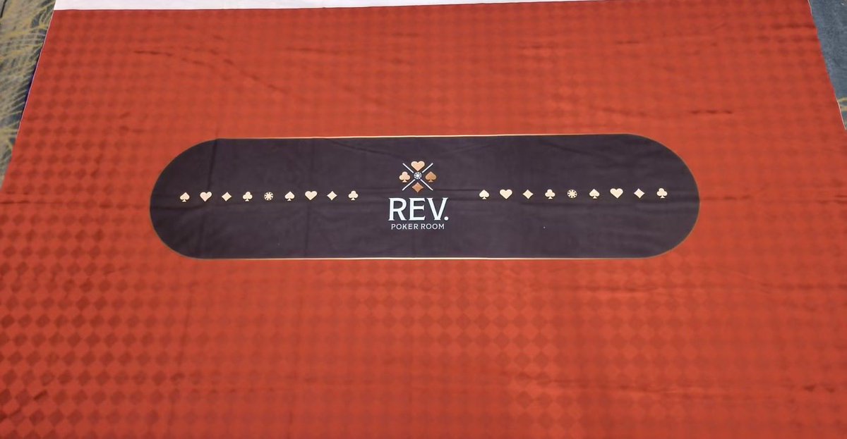 rev_imaikepoker's tweet photo. トナメ用3種、リング用1種の5枚の��シャが完成しました！
着々とオープン準備進んでおります！ https://t.co/B1rjZmrVqZ