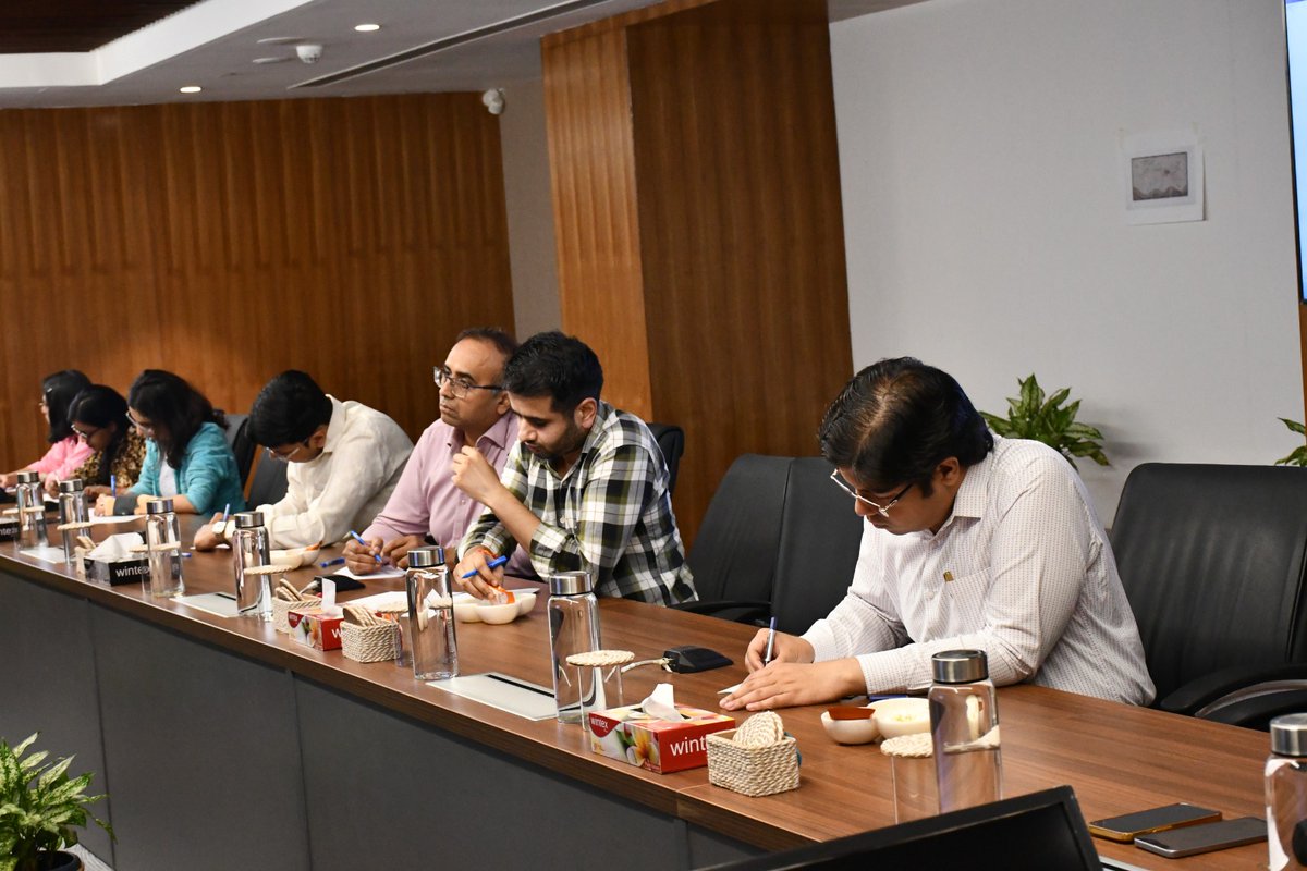 TexMinIndia's tweet photo. The Ministry of Textiles organised an Essay Writing Competition on 27 October 2026 as part of Vigilance Awareness Week 2026, on the theme “Accountability, Transparency, Technology & Probity in Public Administration.”

The initiative highlighted the importance of ethical conduct, integrity, transparency and accountability in public service, encouraging participants to reflect on the role of probity in strengthening good governance.

#MinistryOfTextiles #VigilanceAwarenessWeek2026 #Integrity #Transparency #GoodGovernance