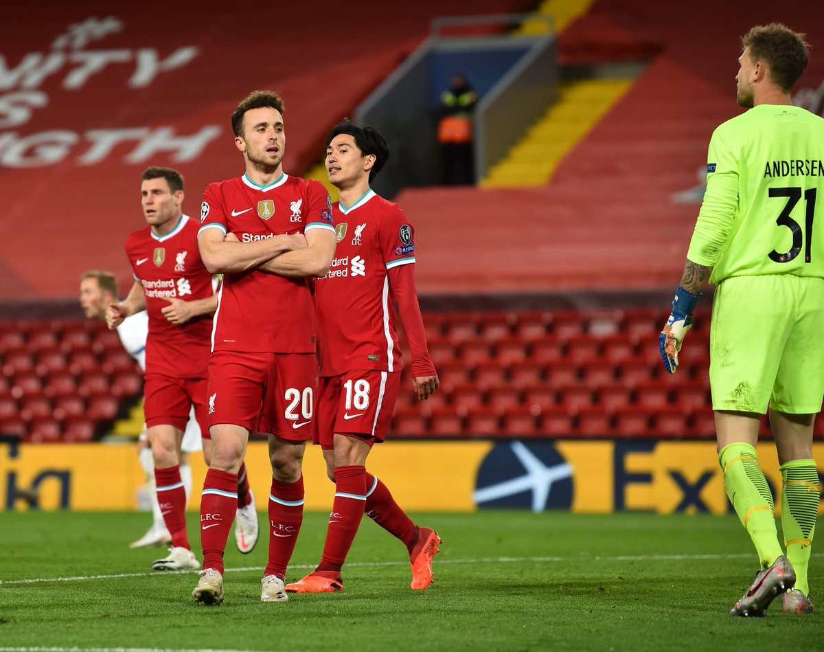 Footballtweet's tweet photo. 📆 On this day, in 2020, Diogo Jota scored the 10,000th goal in the history of Liverpool Football Club.

Liverpool had brushed aside Midtjylland for a 2-0 victory in the Champions League. https://t.co/0yXwrQXe7W