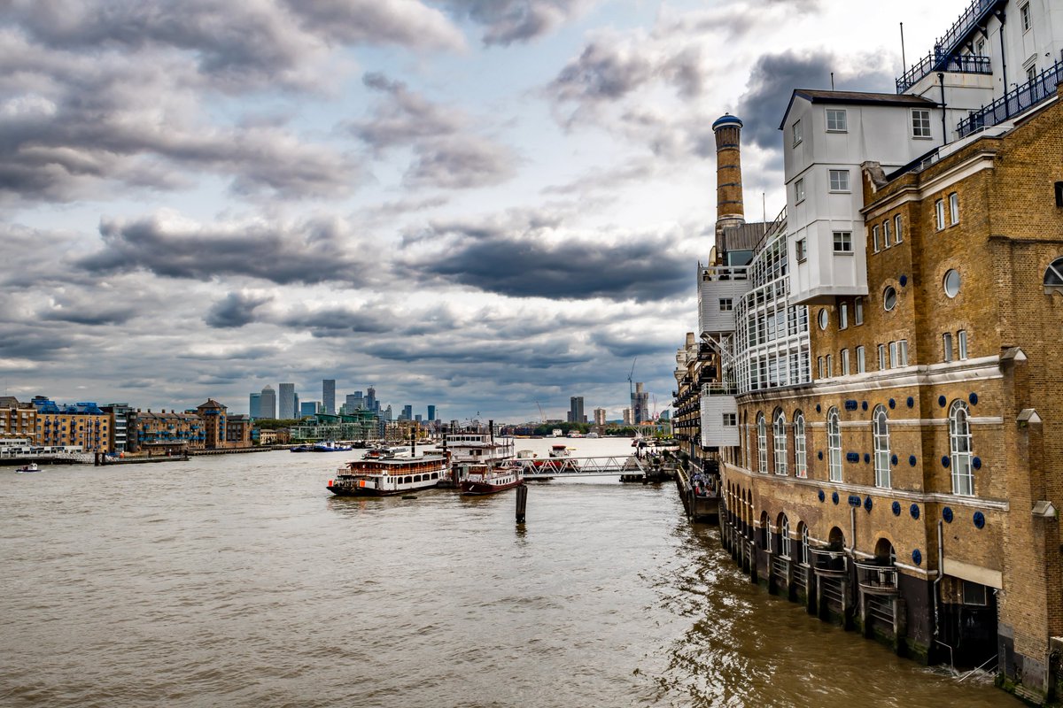 GrantSaw's tweet photo. A flat split in two. Five flats made back into one house. Not new builds, but a buyerโs lender may still want a new build warranty.
Maria Lati explains the rule that can stall a sale: https://t.co/AtQoZ6EC5G
#Conveyancing #PropertyDevelopment https://t.co/Pmwyc33aUf