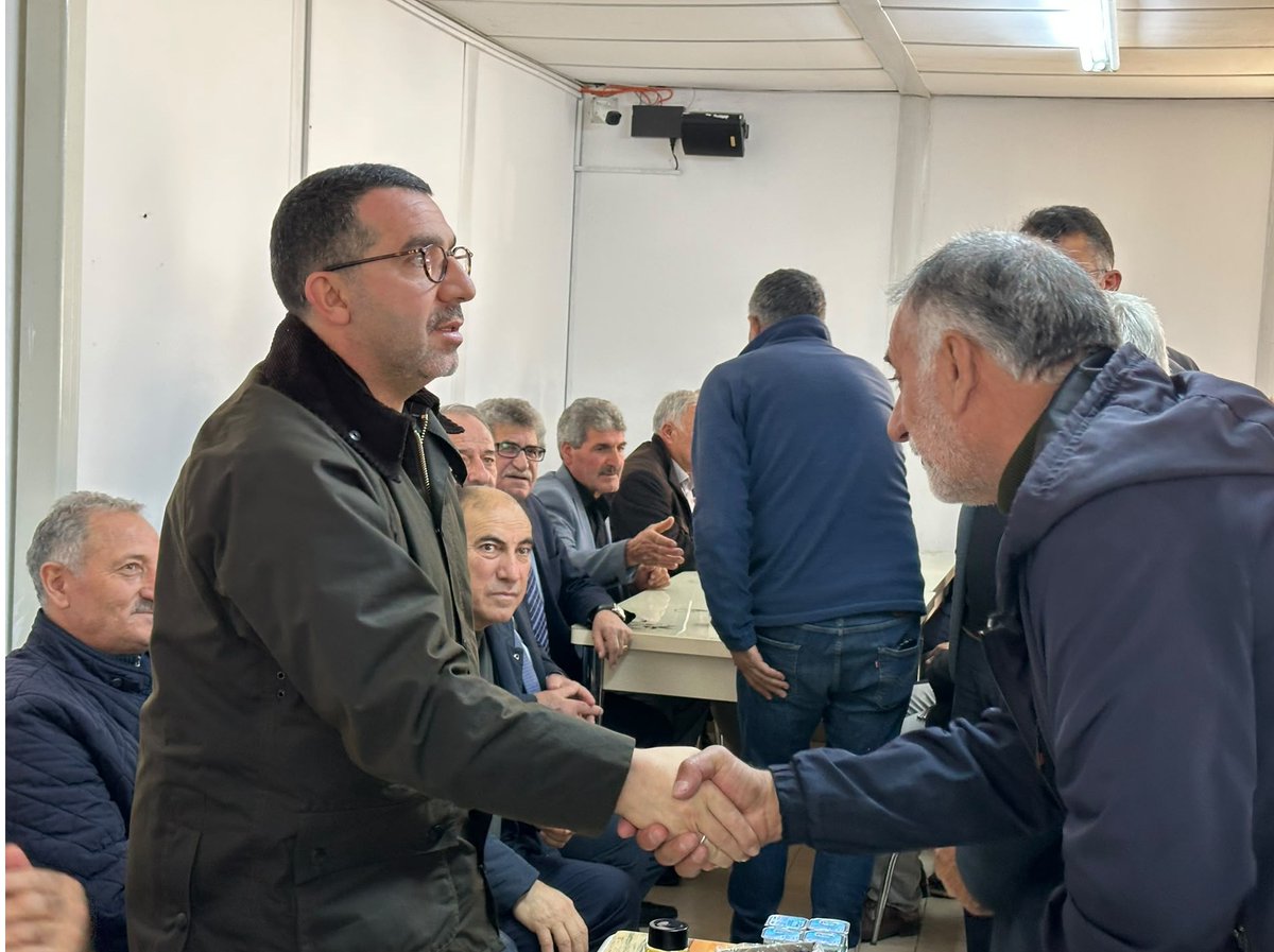 Ademcalkin's tweet photo. ▪️İl Başkanımız Muammer Sancar ile birlikte, Hakk'ın rahmetine kavuşan Merkez İlçe Başkanımız Mehmet Nuri Kişli'nin amcasının taziyesine katılım sağlayarak, merhuma Cenab-ı Allah'tan rahmet, Başkanımıza, ailesine ve akrabalarına baş sağlığı ve sabırlar diledik.

Mekânı Cennet olsun.
